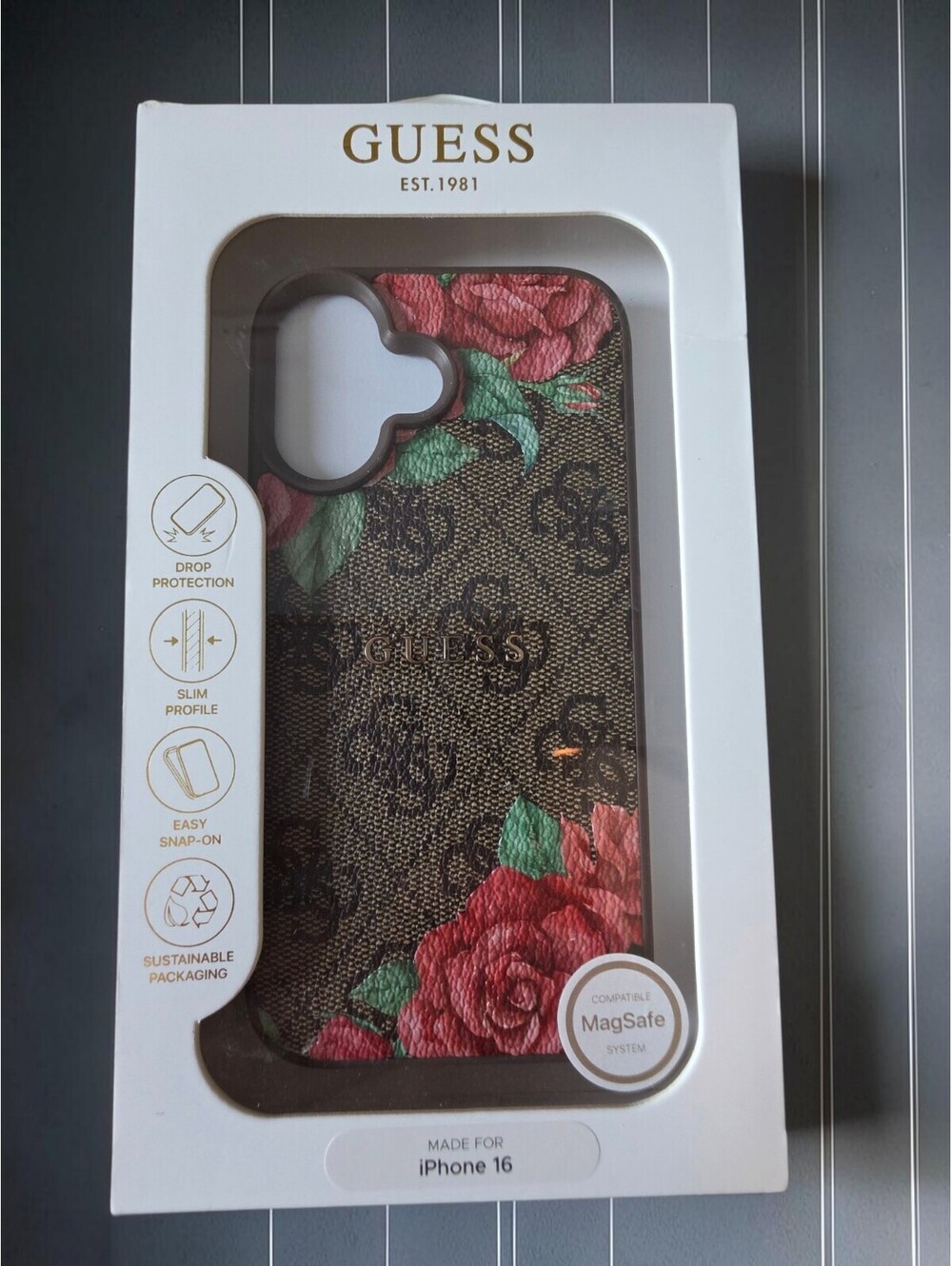 Guess Floral Pattern Phone Case for iPhone 16 with MagSafe